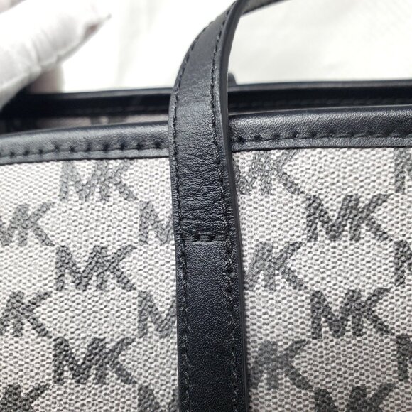 Michael Kors Emry Logo Signature Large Tote - Picture 11 of 15